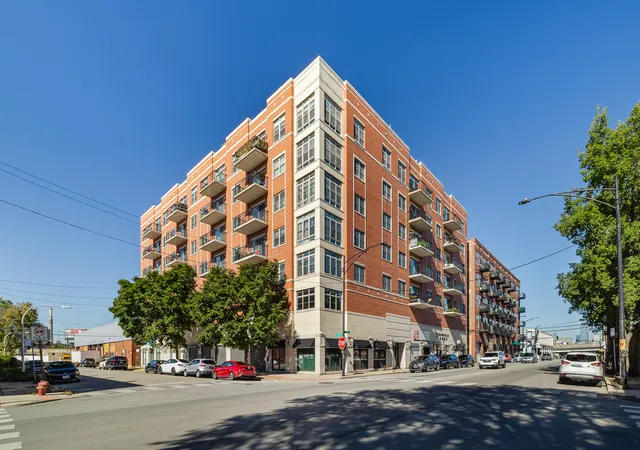 Condo for sale at 2322 S Canal St #309, Chicago, IL 60616 | MLS# 12797211