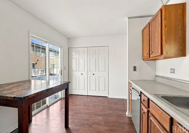 Photo 3 of Townhouse for sale at 475 Holiday Ln, Hainesville, IL 60073 | MLS# 12797224 | Listing updated on 2026-10-30