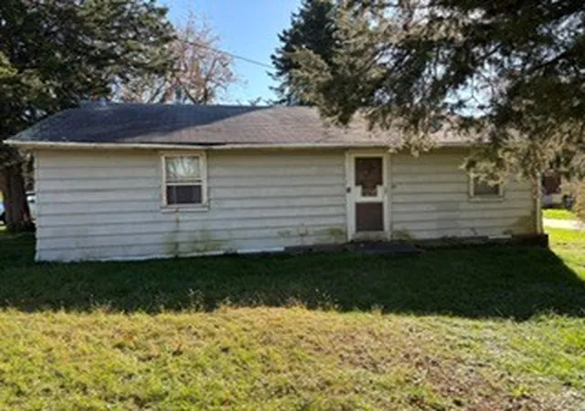 Photo 1 of Single family home for sale at 201 E Grand Ave, Fox Lake, IL 60020 | MLS# 12797258 | Listing updated on 2026-10-29