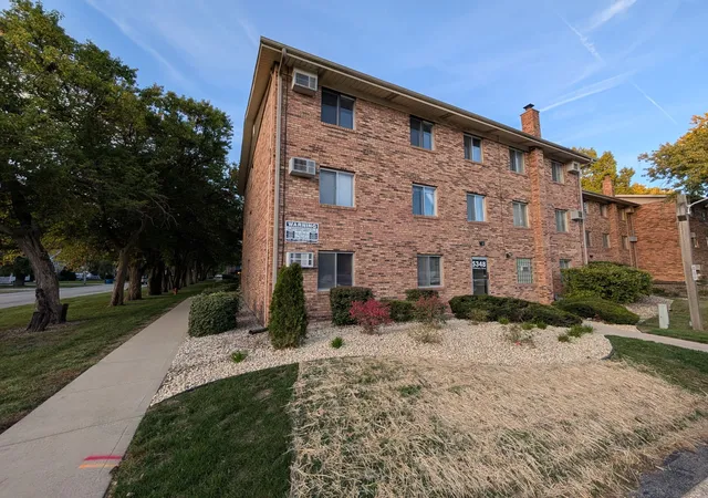 Photo 1 of Condo for sale at 5348 Waterbury Dr #1905, Crestwood, IL 60418 | MLS# 12797314 | Listing updated on 2026-10-30