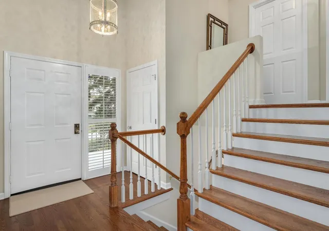 Photo 3 of Townhouse for sale at 19w218 Governors Trl, Oak Brook, IL 60523 | MLS# 12797362 | Listing updated on 2026-10-30