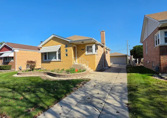 Photo 1 of Single family home for sale at 14629 S Division St, Posen, IL 60469 | MLS# 12797372 | Listing updated on 2026-10-30