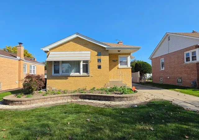 Photo 1 of Single family home for sale at 14629 S Division St, Posen, IL 60469 | MLS# 12797372 | Listing updated on 2026-10-30