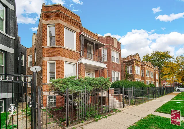 Multi family home for sale at 5310 W Adams St, Chicago, IL 60644 | MLS# 12797377