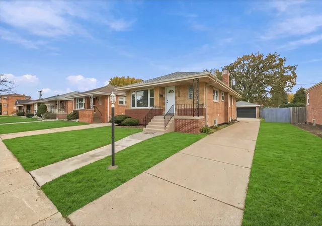 Photo 1 of Single family home for sale at 8729 S Fairfield Ave, Evergreen Park, IL 60805 | MLS# 12797434 | Listing updated on 2026-10-30