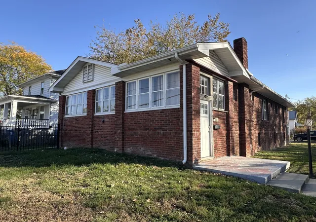Photo 1 of Single family home for sale at 116 Mcfall St, Benton, IL 62812 | MLS# 12797435 | Listing updated on 2026-10-29