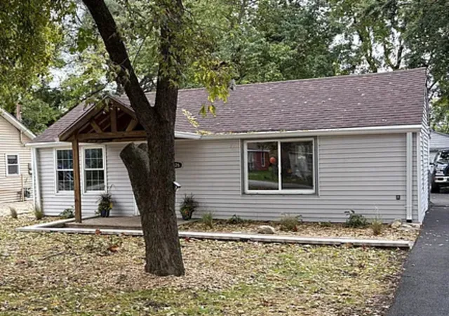 Single family home for sale at 2426 Grape St, Joliet, IL 60435 | MLS# 12797452