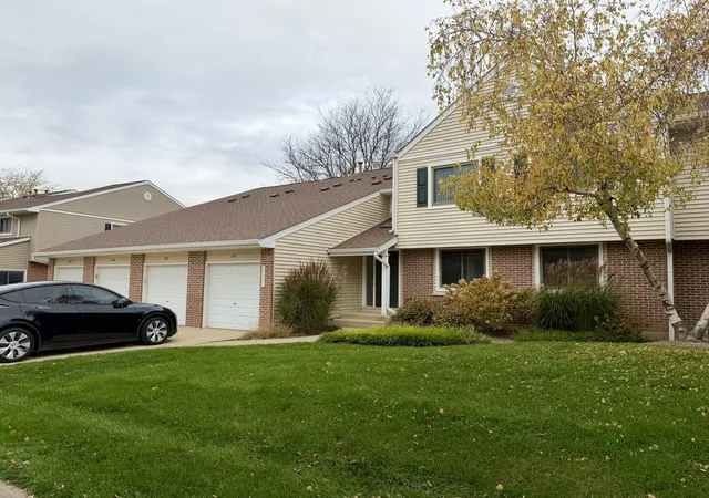 Photo 1 of Condo for sale at 938 Hidden Lake Dr #938, Buffalo Grove, IL 60089 | MLS# 12797471 | Listing updated on 2026-10-29