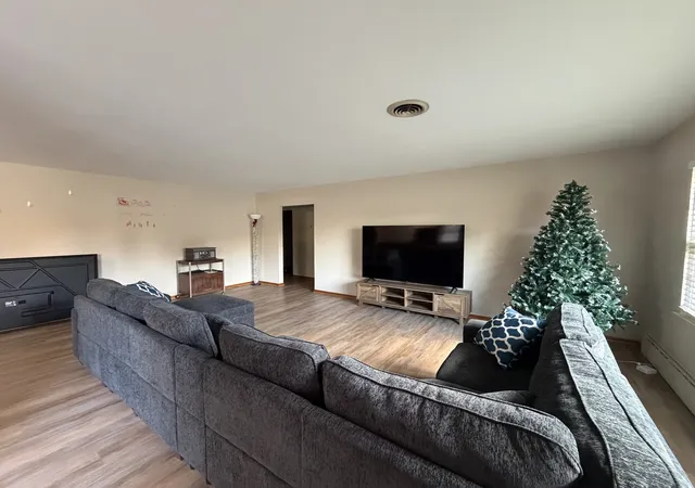 Photo 3 of Single family home for sale at 557 E 2nd Street, Lockport, IL 60441 | MLS# 12797484 | Listing updated on 2026-10-29