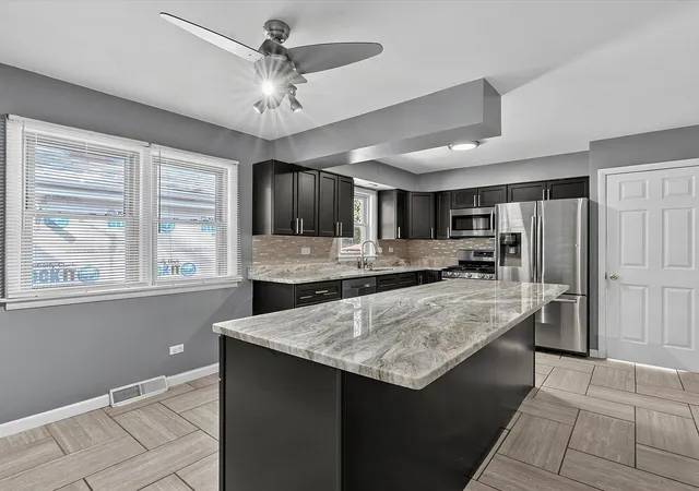 Photo 2 of Single family home for sale at 2712 W 97th Place, Evergreen Park, IL 60805 | MLS# 12797506 | Listing updated on 2026-10-29