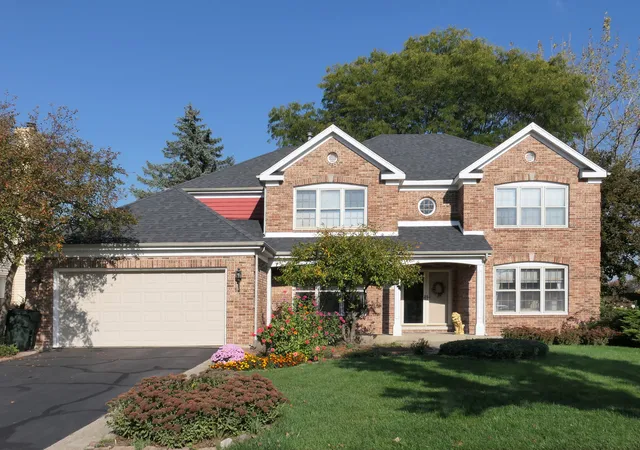Photo 1 of Single family home for sale at 620 Ambria Dr, Mundelein, IL 60060 | MLS# 12797508 | Listing updated on 2026-10-29