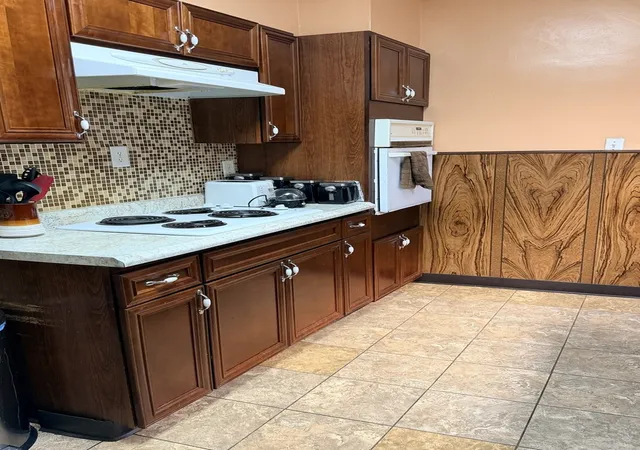 Photo 3 of Single family home for sale at 8118 S Rhodes Ave, Chicago, IL 60619 | MLS# 12797513 | Listing updated on 2026-10-29