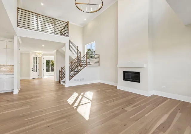 Photo 4 of Single family home for sale at 120 39th Street, Downers Grove, IL 60515 | MLS# 12797542 | Listing updated on 2026-10-30