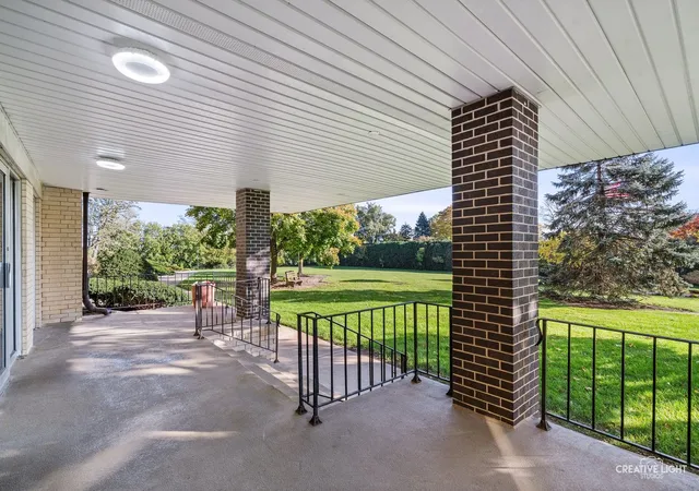 Photo 2 of Condo for sale at 5400 Walnut Pl #311, Downers Grove, IL 60515 | MLS# 12797573 | Listing updated on 2026-10-30
