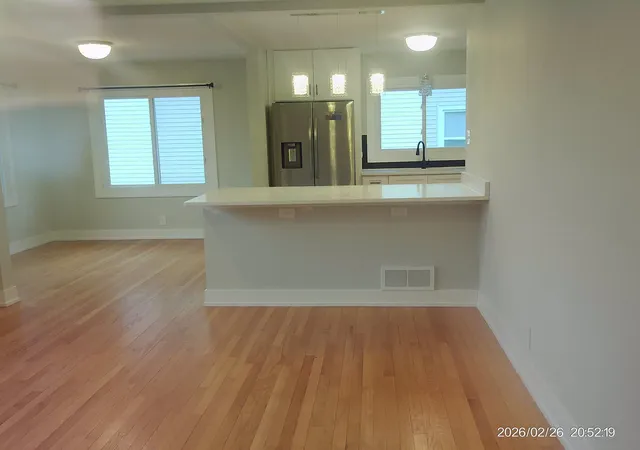 Photo 3 of Single family home for sale at 650 Greenbay Ave, Calumet City, IL 60409 | MLS# 12797602 | Listing updated on 2026-10-30