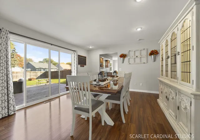 Photo 3 of Single family home for sale at 27 Fieldpoint Rd, Montgomery, IL 60538 | MLS# 12797612 | Listing updated on 2026-10-30