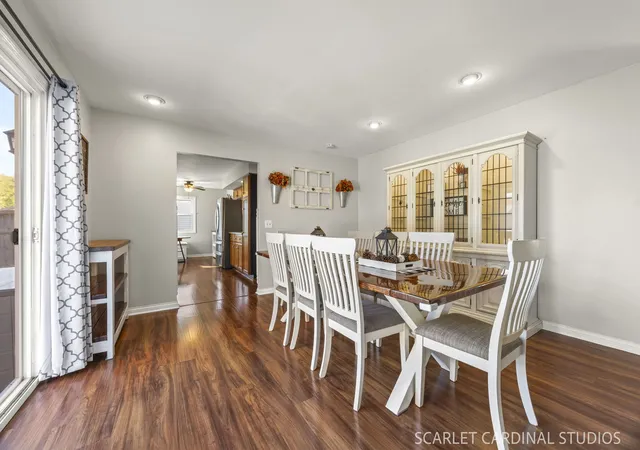 Photo 4 of Single family home for sale at 27 Fieldpoint Rd, Montgomery, IL 60538 | MLS# 12797612 | Listing updated on 2026-10-30