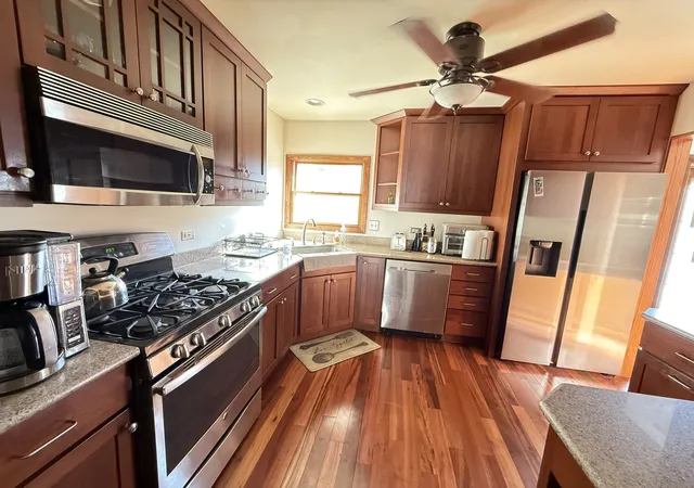 Photo 1 of Single family home for sale at 5105 W Dartmoor Dr, Mc Henry, IL 60050 | MLS# 12797621 | Listing updated on 2026-10-30