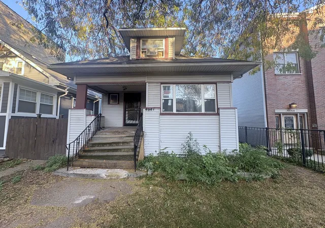 Photo 1 of Single family home for sale at 4847 N Springfield Ave, Chicago, IL 60625 | MLS# 12797634 | Listing updated on 2026-10-30