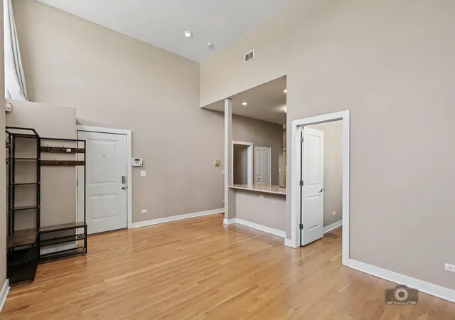 Photo 3 of Condo for sale at 1256 N Cleaver St #1E, Chicago, IL 60642 | MLS# 12797650 | Listing updated on 2026-10-30