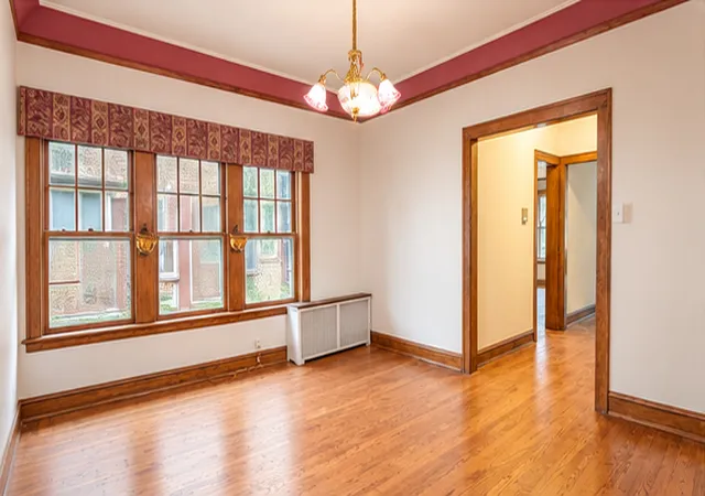 Photo 4 of Condo for sale at 441 Ridge Ave #1, Evanston, IL 60202 | MLS# 12797658 | Listing updated on 2026-10-30