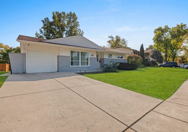 Photo 1 of Single family home for sale at 153 Crest Ave, Elk Grove Village, IL 60007 | MLS# 12797665 | Listing updated on 2026-10-30