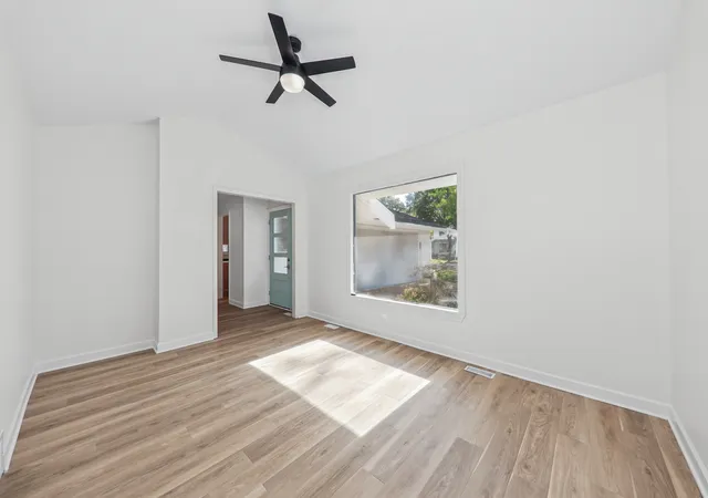 Photo 3 of Single family home for sale at 729 Burning Tree Ln, Naperville, IL 60563 | MLS# 12797686 | Listing updated on 2026-10-30