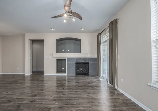 Photo 4 of Condo for sale at 1942 Havenshire Rd #1942, Aurora, IL 60502 | MLS# 12797688 | Listing updated on 2026-10-30