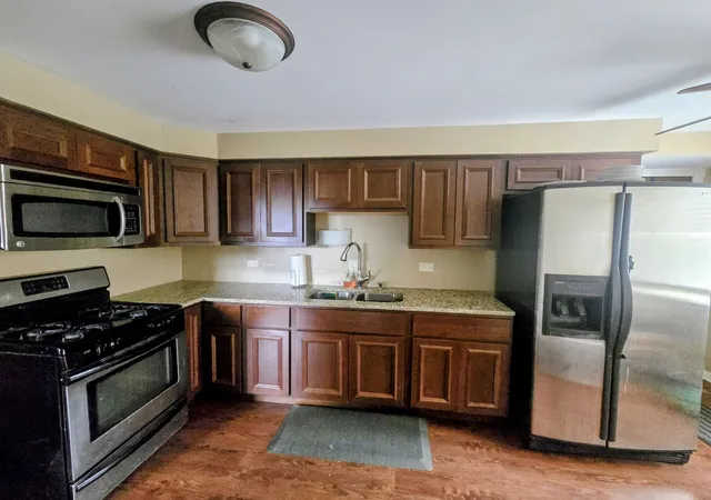 Photo 4 of Condo for sale at 14810 Ketelaar Dr #1W, Midlothian, IL 60445 | MLS# 12797691 | Listing updated on 2026-10-30