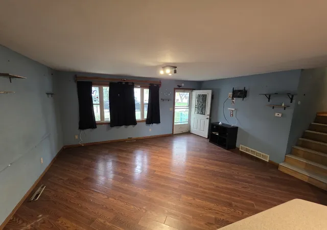 Photo 4 of Single family home for sale at 1303 Garfield St, Rock Falls, IL 61071 | MLS# 12797727 | Listing updated on 2026-10-30