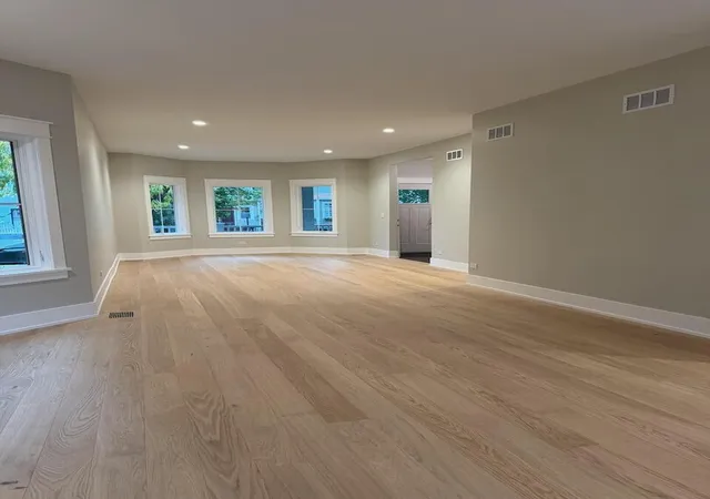 Photo 3 of Single family home for sale at 4419 N Spaulding Ave, Chicago, IL 60625 | MLS# 12797738 | Listing updated on 2026-10-30