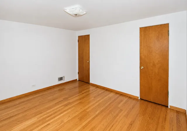 Photo 3 of Single family home for sale at 4222 Maple Ave, Lyons, IL 60534 | MLS# 12797799 | Listing updated on 2026-10-30