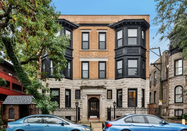 Photo 1 of Condo for sale at 813 W Oakdale Ave #1W, Chicago, IL 60657 | MLS# 12797849 | Listing updated on 2026-10-30