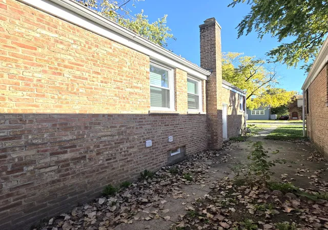 Photo 2 of Single family home for sale at 2000 S 3rd Avenue, Maywood, IL 60153 | MLS# 12797905 | Listing updated on 2026-10-30