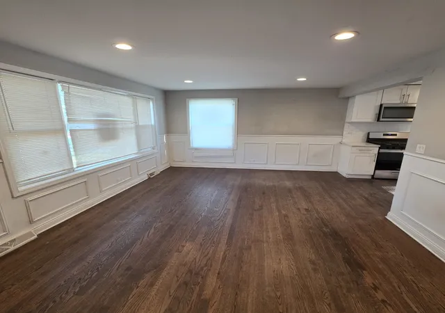 Photo 4 of Single family home for sale at 2000 S 3rd Avenue, Maywood, IL 60153 | MLS# 12797905 | Listing updated on 2026-10-30