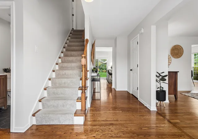 Photo 1 of Single family home for sale at 52 Verne Cir, Barrington, IL 60010 | MLS# 12797933 | Listing updated on 2026-10-30