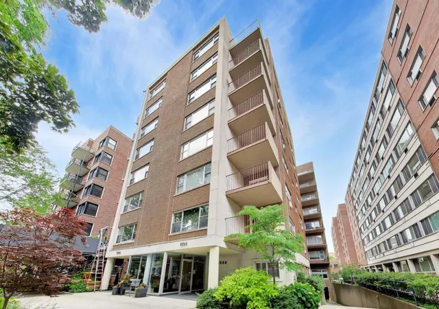 Townhouse for sale at 1508 Hinman Ave #3A, Evanston, IL 60201 | MLS# 12797960
