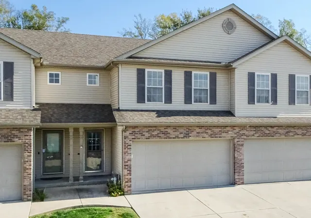 Photo 1 of Townhouse for sale at 2515 Fox Trot Trl, Bloomington, IL 61704 | MLS# 12797964 | Listing updated on 2026-10-30
