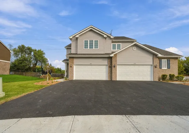 Photo 1 of Townhouse for sale at 1595 Glenbrooke Ln, New Lenox, IL 60451 | MLS# 12798060 | Listing updated on 2026-10-30
