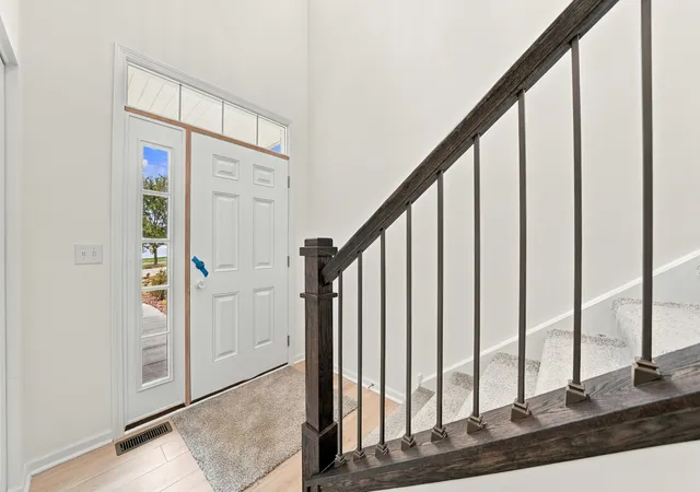 Photo 3 of Townhouse for sale at 1595 Glenbrooke Ln, New Lenox, IL 60451 | MLS# 12798060 | Listing updated on 2026-10-30