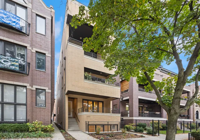 Photo 1 of Condo for sale at 2653 N Racine Ave #1, Chicago, IL 60614 | MLS# 12798163 | Listing updated on 2026-10-30