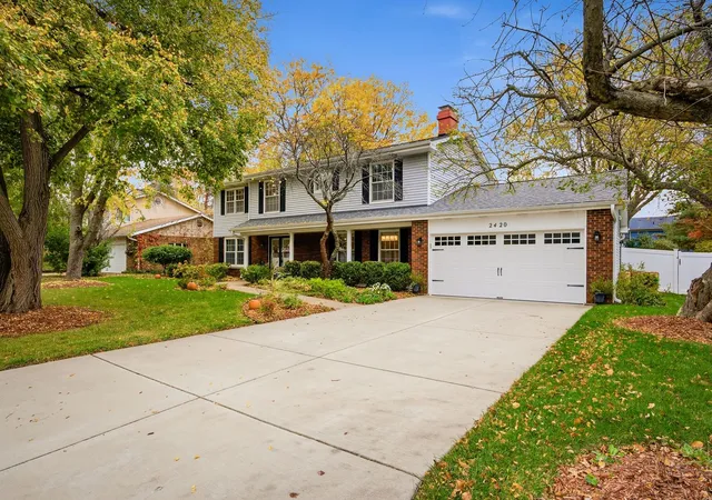 Photo 1 of Single family home for sale at 2420 W Downer Pl, Aurora, IL 60506 | MLS# 12798210 | Listing updated on 2026-10-31