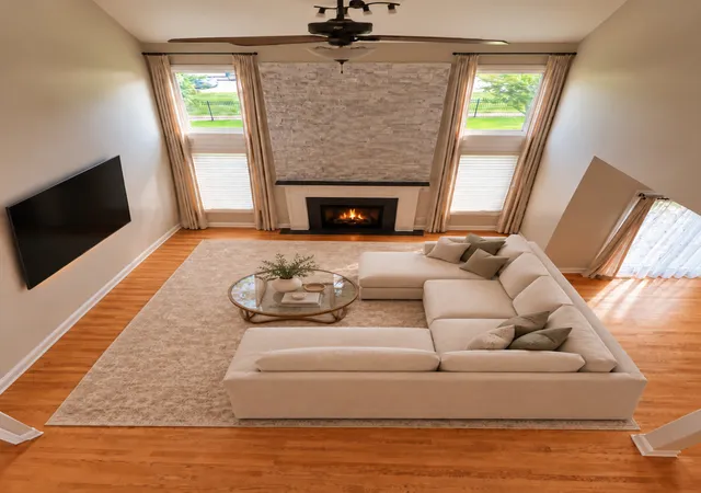 Photo 4 of Single family home for sale at 13100 Ballycastle Ct, Lemont, IL 60439 | MLS# 12798228 | Listing updated on 2026-10-31