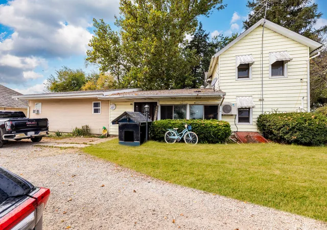 Photo 1 of Single family home for sale at 15525 W Hoff Rd, Manhattan, IL 60442 | MLS# 12798232 | Listing updated on 2026-10-30
