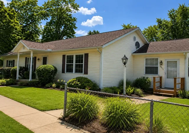 Photo 1 of Single family home for sale at 105 W Willow St, Coal City, IL 60416 | MLS# 12798384 | Listing updated on 2026-10-31