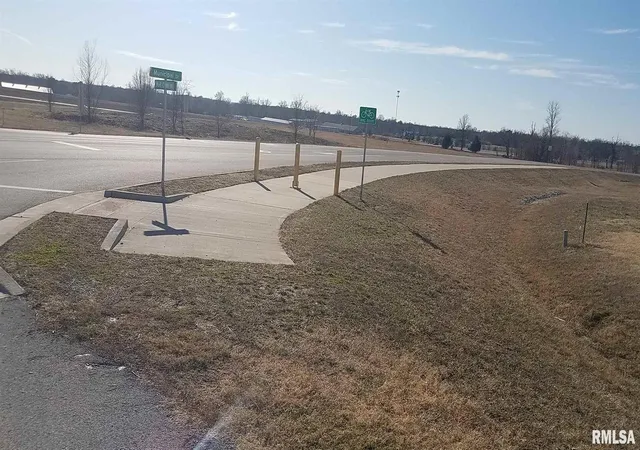 Photo 2 of Land for sale at 0004 N Frontage Rd, Crainville, IL 62918 | MLS# EB432848 | Listing updated on 2026-05-25