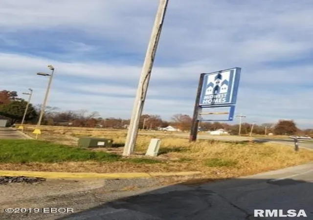 Photo 1 of Land for sale at 000 E Plaza Dr, Carterville, IL 62918 | MLS# EB440222 | Listing updated on 2026-07-08