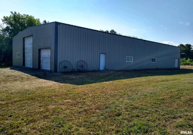 5th image of 39 Bushwack Rd, Golconda, IL 62938 | MLS# EB445933