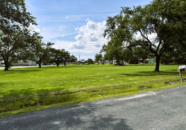 Photo 1 of Land for sale at 36 Buena Vista Ter #P.O., Centralia, IL 62801 | MLS# EB451255 | Listing updated on 2026-05-25
