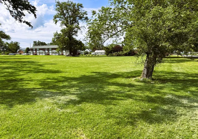 Photo 2 of Land for sale at 36 Buena Vista Ter #P.O., Centralia, IL 62801 | MLS# EB451255 | Listing updated on 2026-05-25